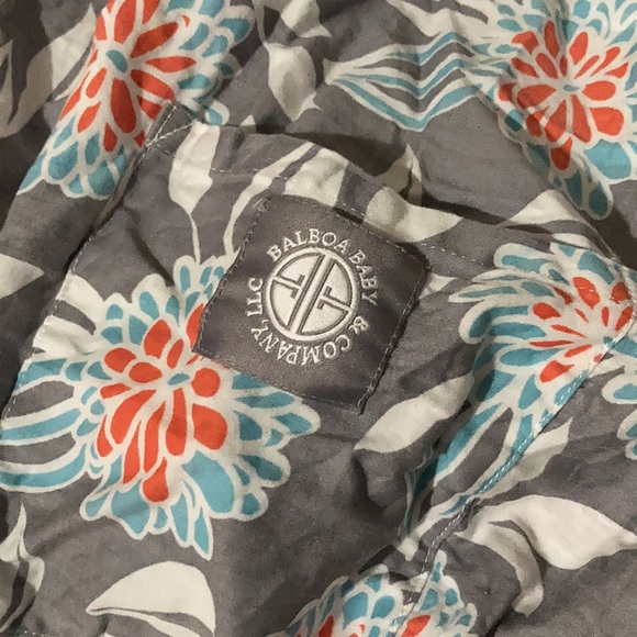 Balboa Baby Nursing Cover & Skip Hop Changing Pad and Wipes Container Bundle - Picture 2 of 10